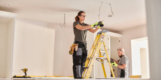 Best Affordable Emergency Electrician  in Heber Springs, AR